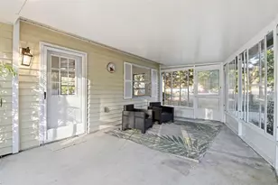 1045 N Fan Palm Point, Crystal River, FL 34429 - Photo 35