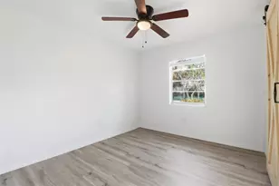 1045 N Fan Palm Point, Crystal River, FL 34429 - Photo 21