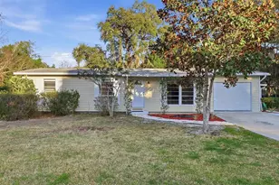 1045 N Fan Palm Point, Crystal River, FL 34429 - Photo 1