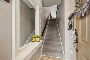 854 Normandy Trace Rd, Tampa, FL 33602 - Photo 3