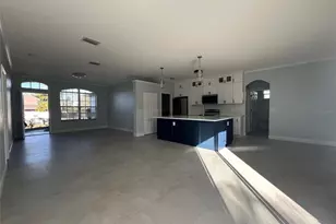 1839 Sunrise Dunes Ct, Tarpon Springs, FL 34689 - Photo 3