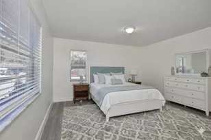 11507 Valencia Dr, Seffner, FL 33584 - Photo 17