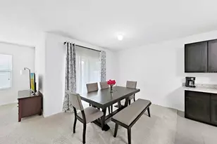 8112 Bilston Village Ln, Gibsonton, FL 33534 - Photo 17