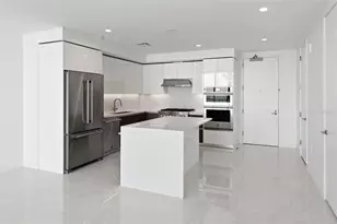 400 Central Ave, Saint Petersburg, FL 33701 - Photo 7