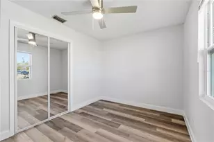 8902 W Norfolk St, Tampa, FL 33615 - Photo 11