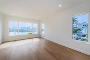 7981 2nd Ave S, Saint Petersburg, FL 33707 - Photo 13