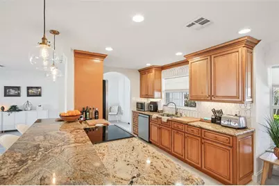 3963 14th Street NE, Saint Petersburg, FL 33703 - Photo 11