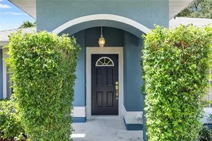 1709 Powder Ridge Dr, Valrico, FL 33594 - Photo 3