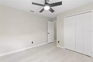 1709 Powder Ridge Dr, Valrico, FL 33594 - Photo 17