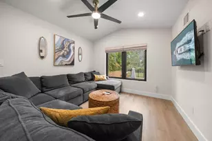 1881 San Mateo Dr, Dunedin, FL 34698 - Photo 11