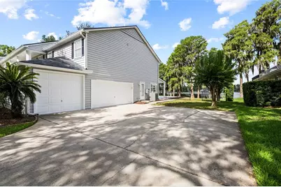 18010 Clear Lake Drive, Lutz, FL 33548 - Photo 45