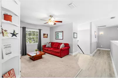 18010 Clear Lake Drive, Lutz, FL 33548 - Photo 27