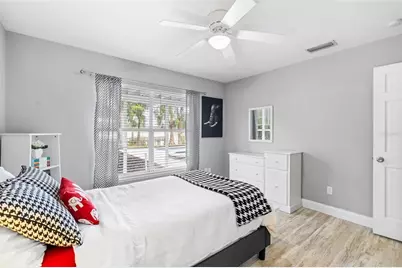 18010 Clear Lake Drive, Lutz, FL 33548 - Photo 25