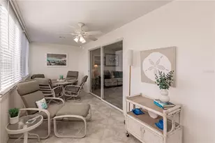 1055 W Peppertree Dr, Sarasota, FL 34242 - Photo 29