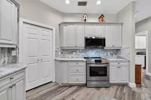 205 Brightwater Dr, Clearwater Beach, FL 33767 - Photo 11