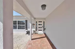 6518 Senegal Palm Way, Apollo Beach, FL 33572 - Photo 7