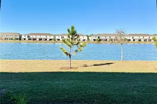 445 Mangrove Shade Cir, Apollo Beach, FL 33572 - Photo 17