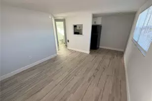 1101 E 140th Ave, Tampa, FL 33613 - Photo 5