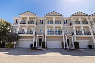 300 Newbury Pl N, Saint Petersburg, FL 33716 - Photo 3
