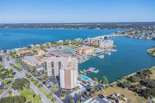 10355 Paradise Blvd, Treasure Island, FL 33706 - Photo 45