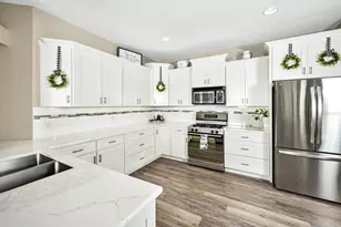 5837 Heronpark Pl, Lithia, FL 33547 - Photo 7