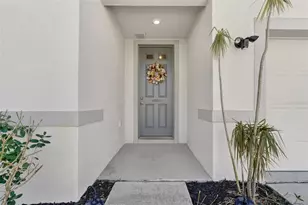 38870 Opal Willow Ln, Zephyrhills, FL 33540 - Photo 7