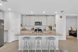 38870 Opal Willow Ln, Zephyrhills, FL 33540 - Photo 17