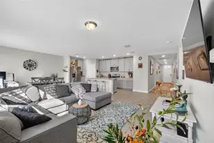 38870 Opal Willow Ln, Zephyrhills, FL 33540 - Photo 13