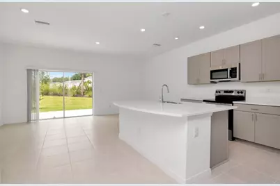 34234 Polacca Lane, Wesley Chapel, FL 33543 - Photo 5