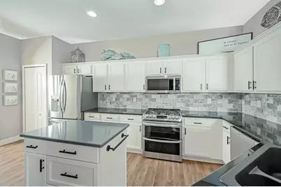 5911 Phoebenest Drive, Lithia, FL 33547 - Photo 9