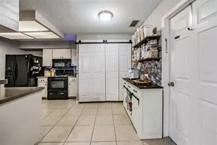 23205 Club Villas Dr, Land O Lakes, FL 34639 - Photo 15