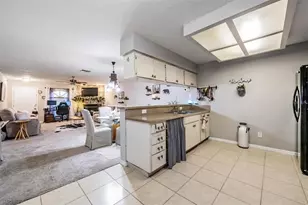 23205 Club Villas Dr, Land O Lakes, FL 34639 - Photo 13