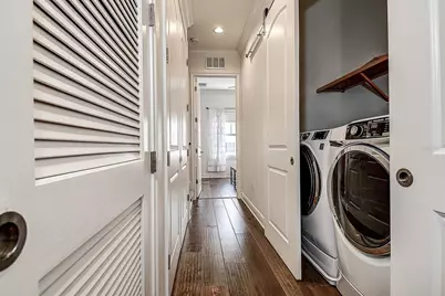 411 Regent Lane N, Saint Petersburg, FL 33701 - Photo 29