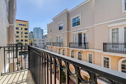 411 Regent Lane N, Saint Petersburg, FL 33701 - Photo 21