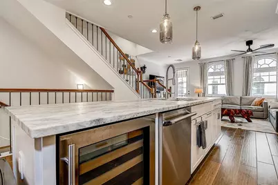 411 Regent Lane N, Saint Petersburg, FL 33701 - Photo 9