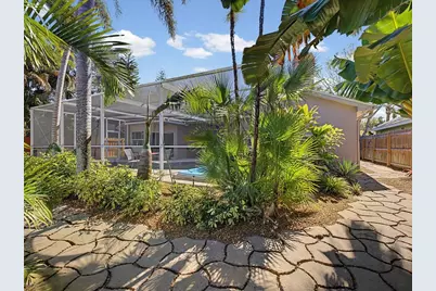 402 Village Drive, Tarpon Springs, FL 34689 - Photo 21