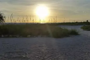 10280 Gulf Blvd, Treasure Island, FL 33706 - Photo 37