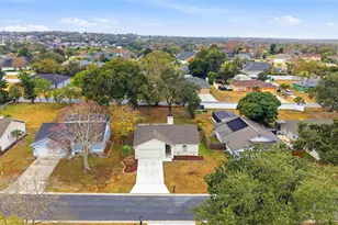 5155 Martinique Dr, Lakeland, FL 33812 - Photo 21