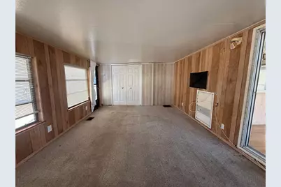 9514 Black Bear Drive, Weeki Wachee, FL 34613 - Photo 17