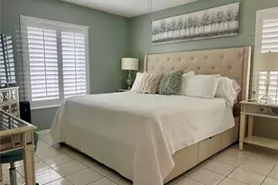 1151 Pine Ridge Cir W, Tarpon Springs, FL 34688 - Photo 15