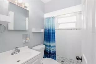 3688 58th Ave N, Saint Petersburg, FL 33714 - Photo 7