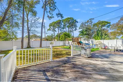 744 63rd Avenue N, Saint Petersburg, FL 33702 - Photo 21