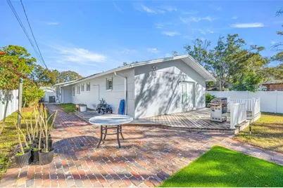 744 63rd Avenue N, Saint Petersburg, FL 33702 - Photo 23