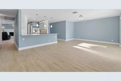 11145 4th Street E, Treasure Island, FL 33706 - Photo 11