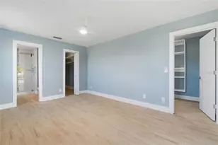 11145 4th St E, Treasure Island, FL 33706 - Photo 17