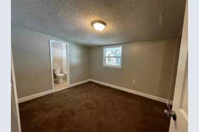 10204 N Edison Avenue, Tampa, FL 33612 - Photo 9