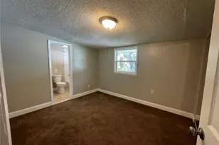 10204 N Edison Ave, Tampa, FL 33612 - Photo 9