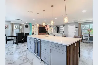 10704 Donbrese Avenue, Tampa, FL 33615 - Photo 11