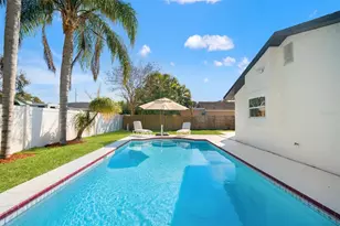 12671 115th St, Largo, FL 33778 - Photo 31