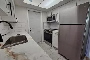 606 S Betty Ln, Clearwater, FL 33756 - Photo 3